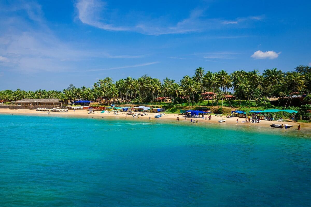 cover-goa-mistay-hotel-rooms1 (2)